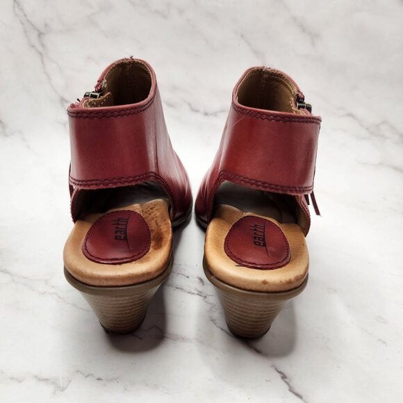 Earth Kristy Red Leather Booties Open Toe Sandals Boots Women's 5 - Picture 4 of 12